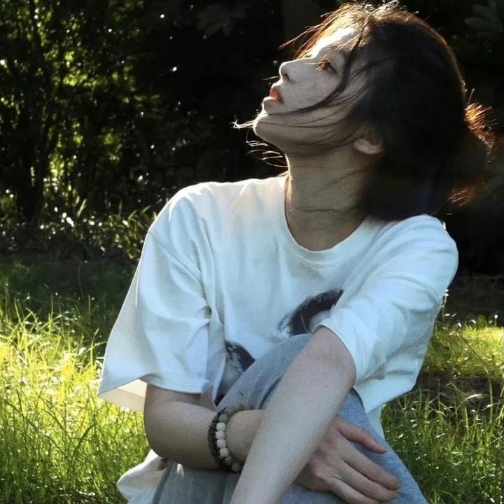 为黛茜小姐开车
